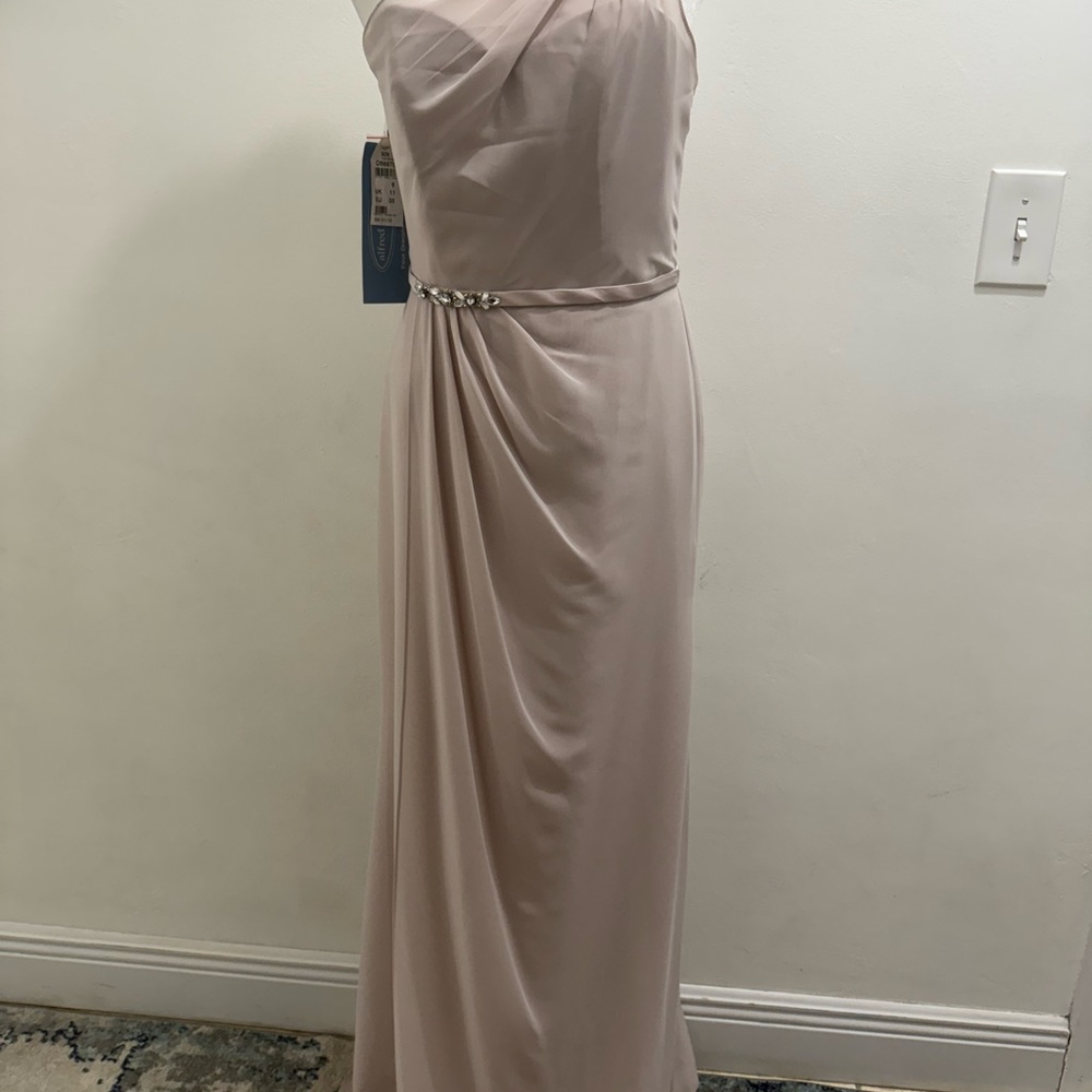 Alfred Angelo Bridesmaid Dress style 7420 One-Shoulder Dress NWT Size 6 cashmere